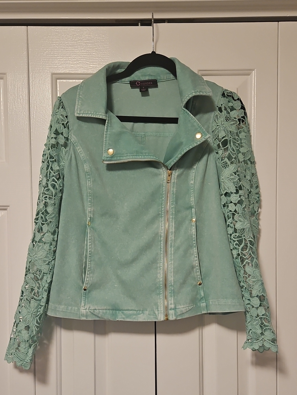 NWOT C Wonder Mint Lace-Sleeve Moto Jacket with Gold Hardware